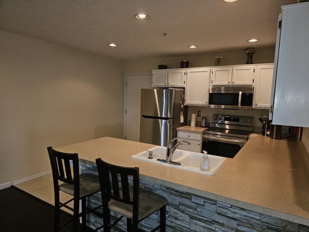 7270 Alpine Road #6, LOVES PARK, Illinois 61111, 2 Bedrooms Bedrooms, ,1 BathroomBathrooms,Condominium,For Sale,Alpine Road #6,202600979