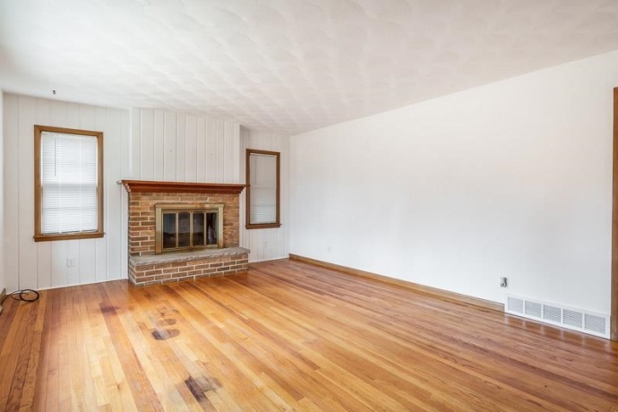 8089 MCMICHAEL, CALEDONIA, Illinois 61011, 2 Bedrooms Bedrooms, ,2 BathroomsBathrooms,House,For Sale,MCMICHAEL,202600985