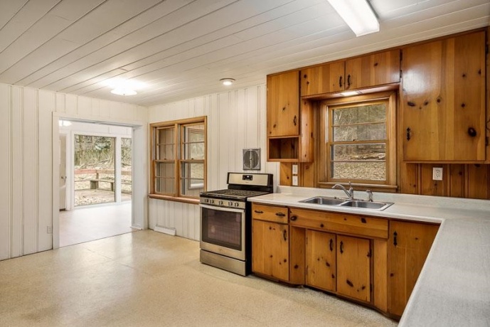 8089 MCMICHAEL, CALEDONIA, Illinois 61011, 2 Bedrooms Bedrooms, ,2 BathroomsBathrooms,House,For Sale,MCMICHAEL,202600985