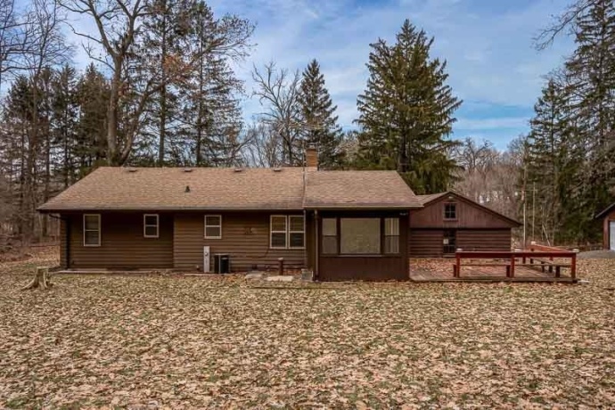 8089 MCMICHAEL, CALEDONIA, Illinois 61011, 2 Bedrooms Bedrooms, ,2 BathroomsBathrooms,House,For Sale,MCMICHAEL,202600985