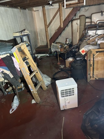 1607 MacArthur, ROCKFORD, Illinois 61108, 2 Bedrooms Bedrooms, ,1 BathroomBathrooms,House,For Sale,MacArthur,202600988