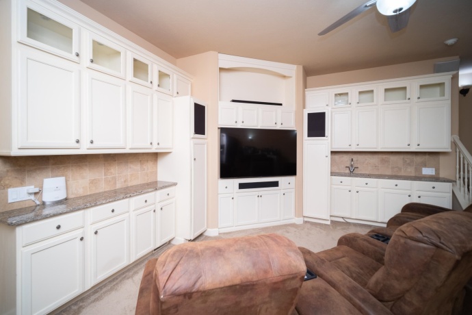 1442 Brady, ROCKFORD, Illinois 61107, 4 Bedrooms Bedrooms, ,3 BathroomsBathrooms,Condominium,For Sale,Brady,202600992