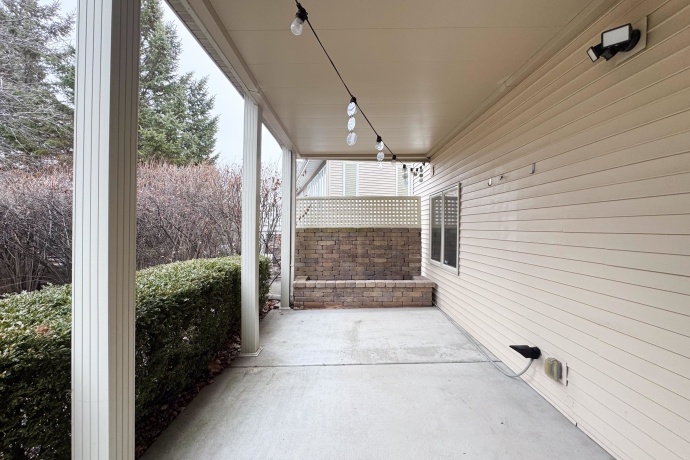 1442 Brady, ROCKFORD, Illinois 61107, 4 Bedrooms Bedrooms, ,3 BathroomsBathrooms,Condominium,For Sale,Brady,202600992