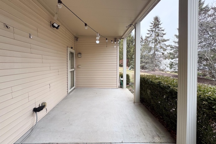 1442 Brady, ROCKFORD, Illinois 61107, 4 Bedrooms Bedrooms, ,3 BathroomsBathrooms,Condominium,For Sale,Brady,202600992