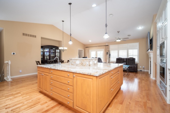 1442 Brady, ROCKFORD, Illinois 61107, 4 Bedrooms Bedrooms, ,3 BathroomsBathrooms,Condominium,For Sale,Brady,202600992