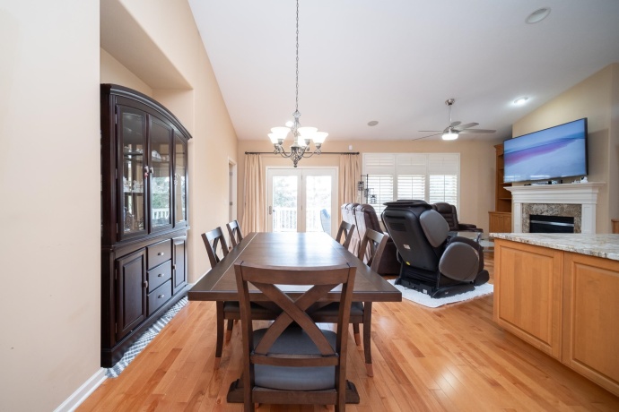 1442 Brady, ROCKFORD, Illinois 61107, 4 Bedrooms Bedrooms, ,3 BathroomsBathrooms,Condominium,For Sale,Brady,202600992