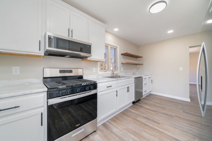 1011 Caswell, BELVIDERE, Illinois 61008, 3 Bedrooms Bedrooms, ,1 BathroomBathrooms,House,For Sale,Caswell,202600993