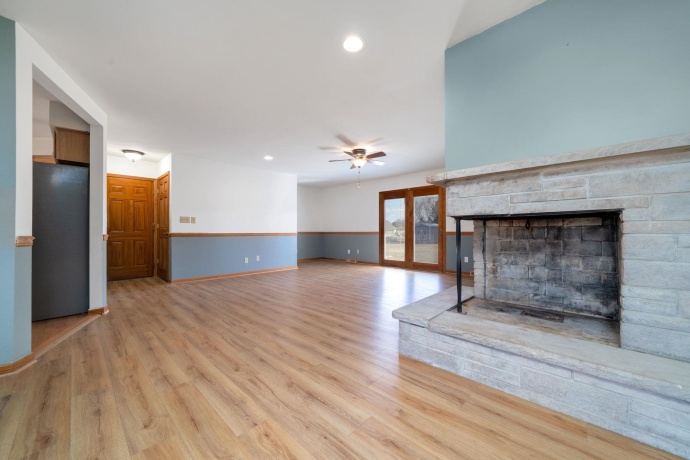 11179 Beloit, BELVIDERE, Illinois 61008, 3 Bedrooms Bedrooms, ,2 BathroomsBathrooms,House,For Sale,Beloit,202600994