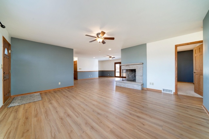 11179 Beloit, BELVIDERE, Illinois 61008, 3 Bedrooms Bedrooms, ,2 BathroomsBathrooms,House,For Sale,Beloit,202600994