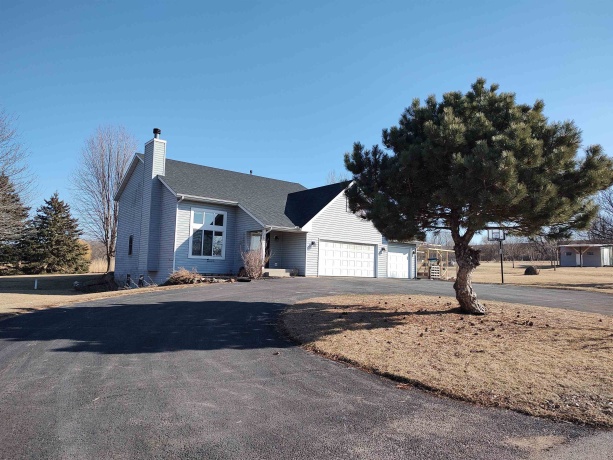 4777 Raymond, BELVIDERE, Illinois 61008, 4 Bedrooms Bedrooms, ,2 BathroomsBathrooms,House,For Sale,Raymond,202600794