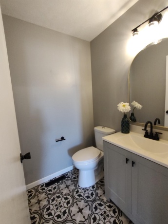 4777 Raymond, BELVIDERE, Illinois 61008, 4 Bedrooms Bedrooms, ,2 BathroomsBathrooms,House,For Sale,Raymond,202600794