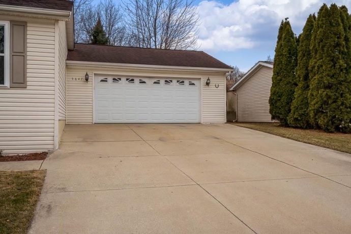 5647 BUTTERCUP, MACHESNEY PARK, Illinois 61115, 3 Bedrooms Bedrooms, ,2 BathroomsBathrooms,House,For Sale,BUTTERCUP,202600999