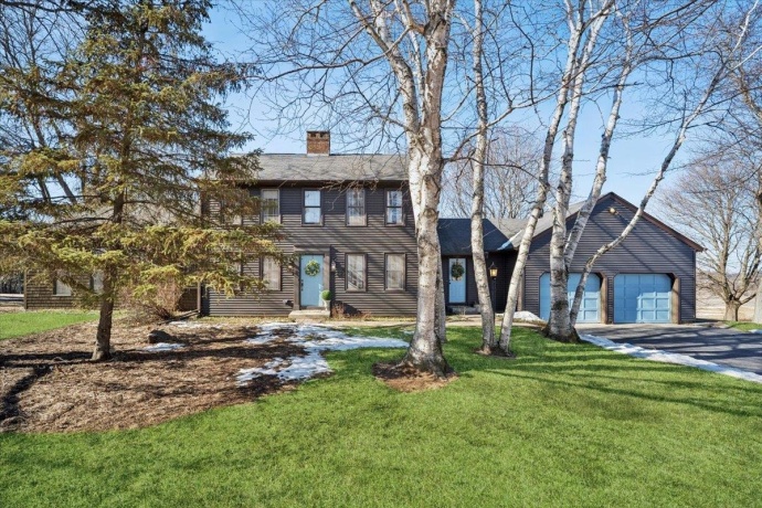 10562 Town Hall, BELVIDERE, Illinois 61008, 3 Bedrooms Bedrooms, ,2 BathroomsBathrooms,House,For Sale,Town Hall,202600796