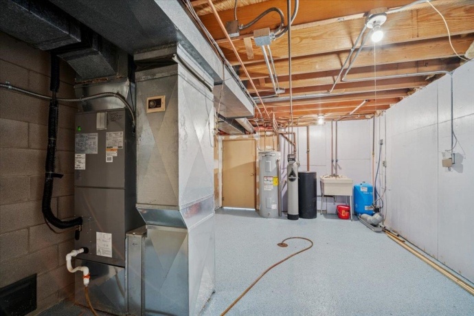 10562 Town Hall, BELVIDERE, Illinois 61008, 3 Bedrooms Bedrooms, ,2 BathroomsBathrooms,House,For Sale,Town Hall,202600796