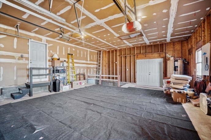 10562 Town Hall, BELVIDERE, Illinois 61008, 3 Bedrooms Bedrooms, ,2 BathroomsBathrooms,House,For Sale,Town Hall,202600796