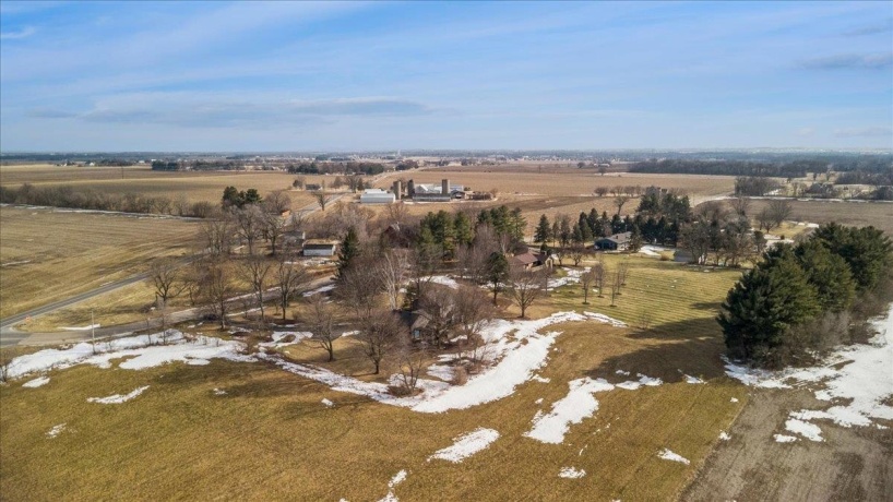 10562 Town Hall, BELVIDERE, Illinois 61008, 3 Bedrooms Bedrooms, ,2 BathroomsBathrooms,House,For Sale,Town Hall,202600796