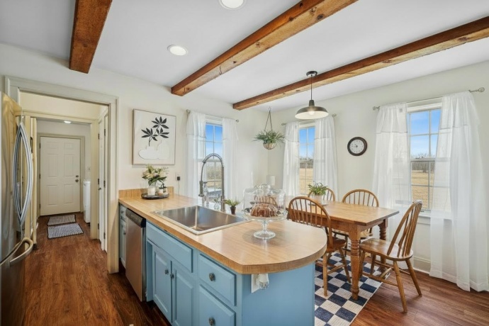 10562 Town Hall, BELVIDERE, Illinois 61008, 3 Bedrooms Bedrooms, ,2 BathroomsBathrooms,House,For Sale,Town Hall,202600796