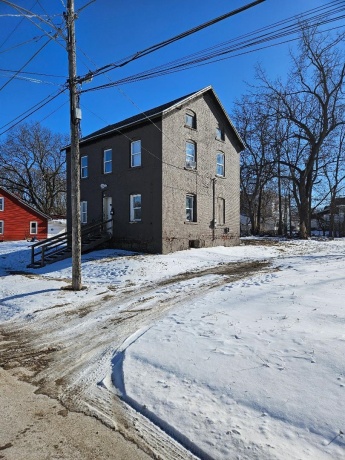 535 Madison, FREEPORT, Illinois 61032, 4 Bedrooms Bedrooms, ,1 BathroomBathrooms,House,For Sale,Madison,202600434