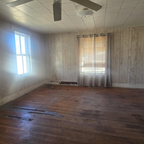 201 2nd, LEAF RIVER, Illinois 61047, 4 Bedrooms Bedrooms, ,1 BathroomBathrooms,House,For Sale,2nd,202601003