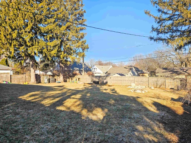 1111 LUTHER AVE, ROCKFORD, Illinois 61107, 3 Bedrooms Bedrooms, ,1 BathroomBathrooms,House,For Sale,LUTHER AVE,202601014