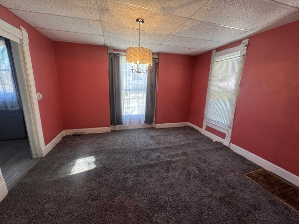 201 Hinkley, ROCKFORD, Illinois 61101, 3 Bedrooms Bedrooms, ,1 BathroomBathrooms,House,For Sale,Hinkley,202601015