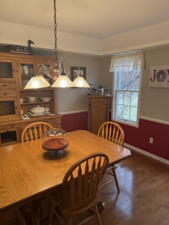 5206 Hubbard, BYRON, Illinois 61010, 4 Bedrooms Bedrooms, ,3 BathroomsBathrooms,House,For Sale,Hubbard,202601016