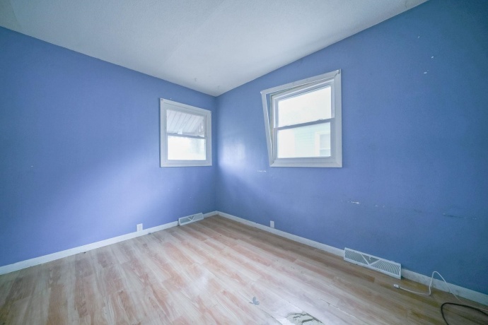 631 Haish, DEKALB, Illinois 60115, 2 Bedrooms Bedrooms, ,1 BathroomBathrooms,House,For Sale,Haish,202601020