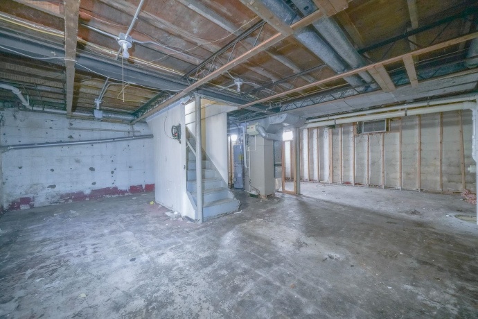 631 Haish, DEKALB, Illinois 60115, 2 Bedrooms Bedrooms, ,1 BathroomBathrooms,House,For Sale,Haish,202601020