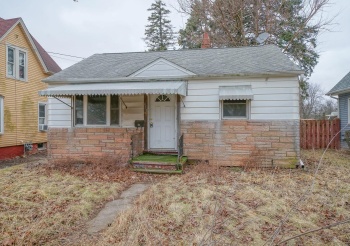 631 Haish, DEKALB, Illinois 60115, 2 Bedrooms Bedrooms, ,1 BathroomBathrooms,House,For Sale,Haish,202601020