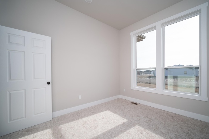 653 Yosemite, ROSCOE, Illinois 61073, 4 Bedrooms Bedrooms, ,3 BathroomsBathrooms,House,For Sale,Yosemite,202505334