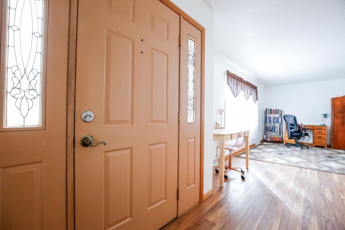 2235 Center, DIXON, Illinois 61021, 5 Bedrooms Bedrooms, ,3 BathroomsBathrooms,House,For Sale,Center,202601028