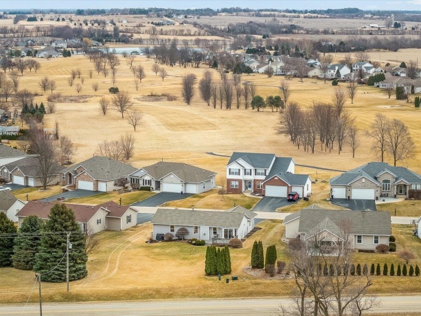 3810 Foxglove, WINNEBAGO, Illinois 61088, 3 Bedrooms Bedrooms, ,2 BathroomsBathrooms,House,For Sale,Foxglove,202601033