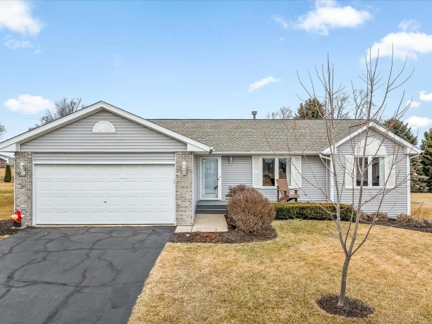 3810 Foxglove, WINNEBAGO, Illinois 61088, 3 Bedrooms Bedrooms, ,2 BathroomsBathrooms,House,For Sale,Foxglove,202601033