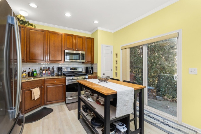 10003 Cummings, HUNTLEY, Illinois 60142, 2 Bedrooms Bedrooms, ,2 BathroomsBathrooms,Condominium,For Sale,Cummings,202601038