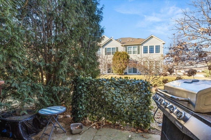 10003 Cummings, HUNTLEY, Illinois 60142, 2 Bedrooms Bedrooms, ,2 BathroomsBathrooms,Condominium,For Sale,Cummings,202601038