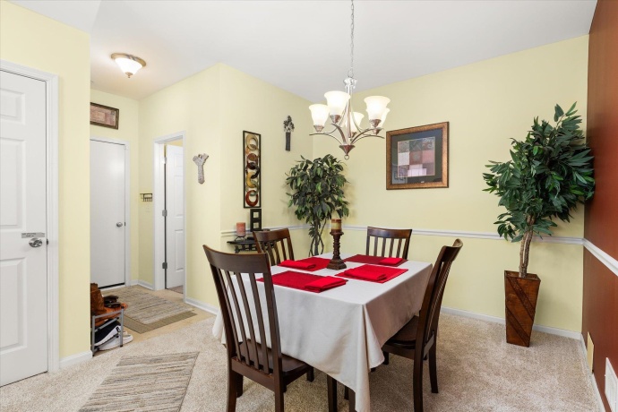 10003 Cummings, HUNTLEY, Illinois 60142, 2 Bedrooms Bedrooms, ,2 BathroomsBathrooms,Condominium,For Sale,Cummings,202601038