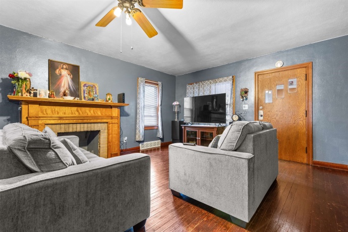 531 Rockford, ROCKFORD, Illinois 61104, 4 Bedrooms Bedrooms, ,1 BathroomBathrooms,House,For Sale,Rockford,202601035