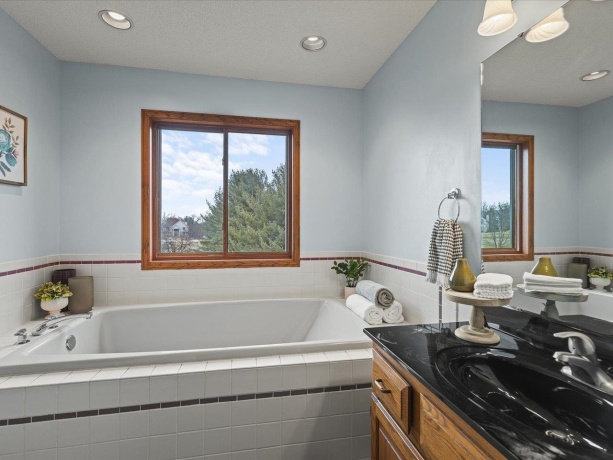 8712 Oakwood Glen, ROCKFORD, Illinois 61108, 4 Bedrooms Bedrooms, ,2 BathroomsBathrooms,House,For Sale,Oakwood Glen,202601036