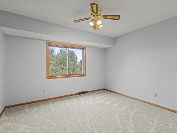 8712 Oakwood Glen, ROCKFORD, Illinois 61108, 4 Bedrooms Bedrooms, ,2 BathroomsBathrooms,House,For Sale,Oakwood Glen,202601036