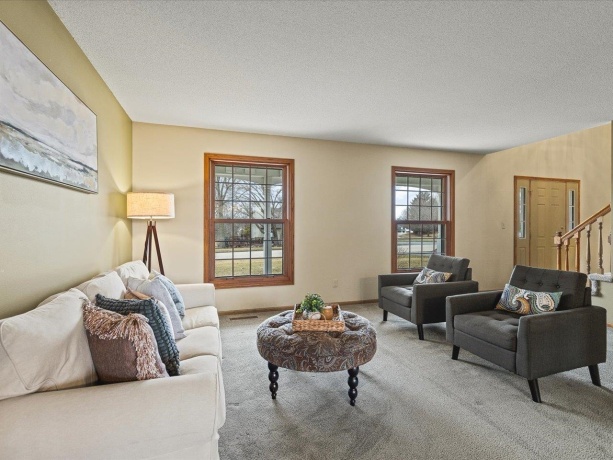 8712 Oakwood Glen, ROCKFORD, Illinois 61108, 4 Bedrooms Bedrooms, ,2 BathroomsBathrooms,House,For Sale,Oakwood Glen,202601036