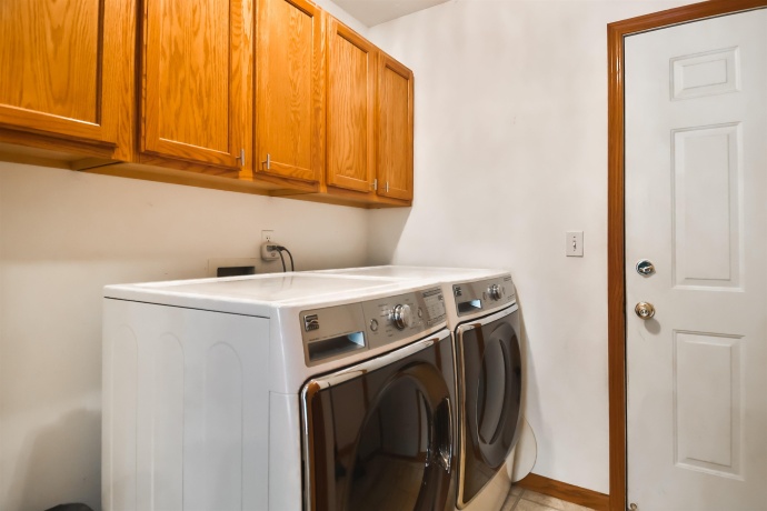 105 THORNHILL DR SW, POPLAR GROVE, Illinois 61065, 3 Bedrooms Bedrooms, ,3 BathroomsBathrooms,House,For Sale,THORNHILL DR SW,202601037