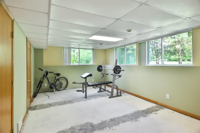 105 THORNHILL DR SW, POPLAR GROVE, Illinois 61065, 3 Bedrooms Bedrooms, ,3 BathroomsBathrooms,House,For Sale,THORNHILL DR SW,202601037