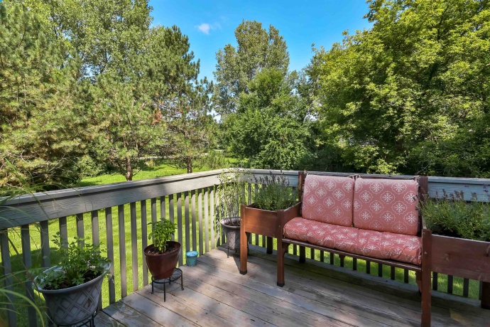 105 THORNHILL DR SW, POPLAR GROVE, Illinois 61065, 3 Bedrooms Bedrooms, ,3 BathroomsBathrooms,House,For Sale,THORNHILL DR SW,202601037