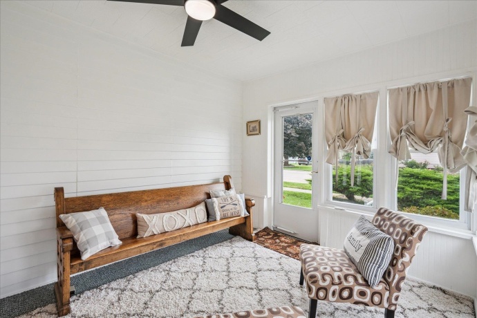 616 Elk, SABULA, Iowa 52070, 3 Bedrooms Bedrooms, ,1 BathroomBathrooms,House,For Sale,Elk,202601040