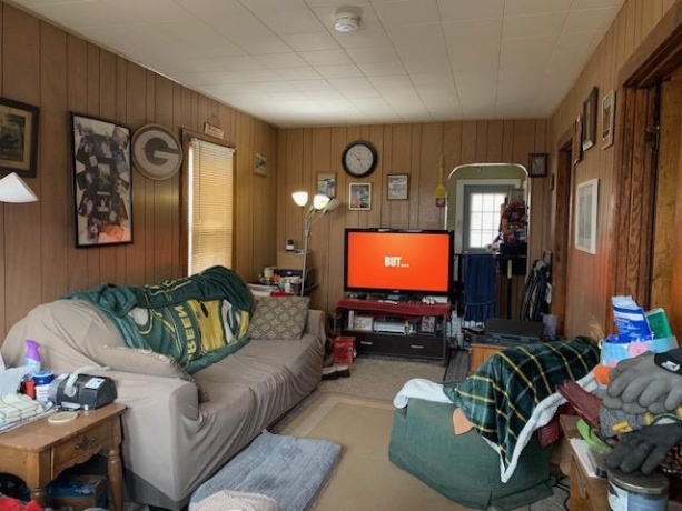 670 1st, MARSEILLES, Illinois 61341, 2 Bedrooms Bedrooms, ,1 BathroomBathrooms,House,For Sale,1st,202601041