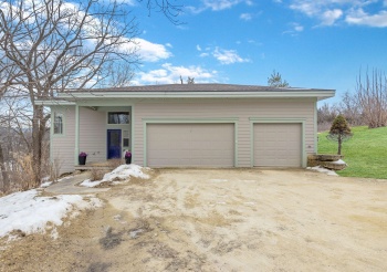 1 Waterford, GALENA, Illinois 61036, 3 Bedrooms Bedrooms, ,2 BathroomsBathrooms,House,For Sale,Waterford,202601043