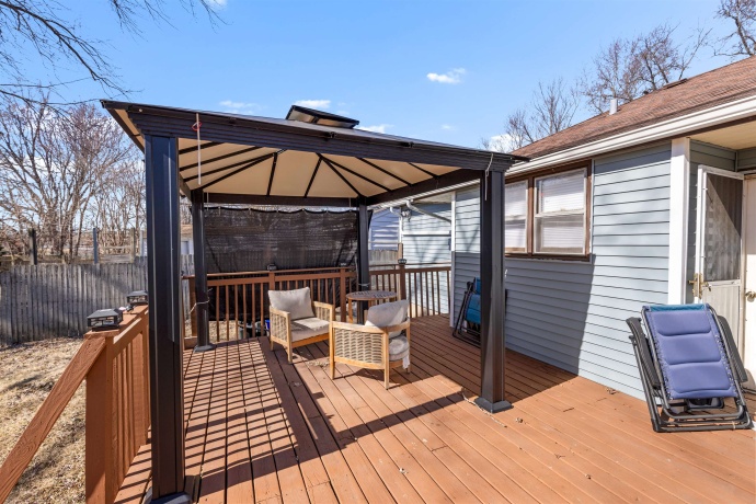 2312 Jonathan Ave, ROCKFORD, Illinois 61103, 3 Bedrooms Bedrooms, ,1 BathroomBathrooms,House,For Sale,Jonathan Ave,202601046