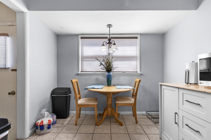 2312 Jonathan Ave, ROCKFORD, Illinois 61103, 3 Bedrooms Bedrooms, ,1 BathroomBathrooms,House,For Sale,Jonathan Ave,202601046