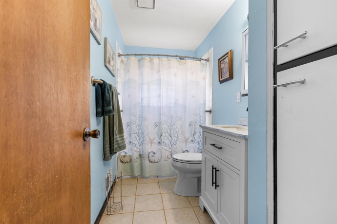 2312 Jonathan Ave, ROCKFORD, Illinois 61103, 3 Bedrooms Bedrooms, ,1 BathroomBathrooms,House,For Sale,Jonathan Ave,202601046