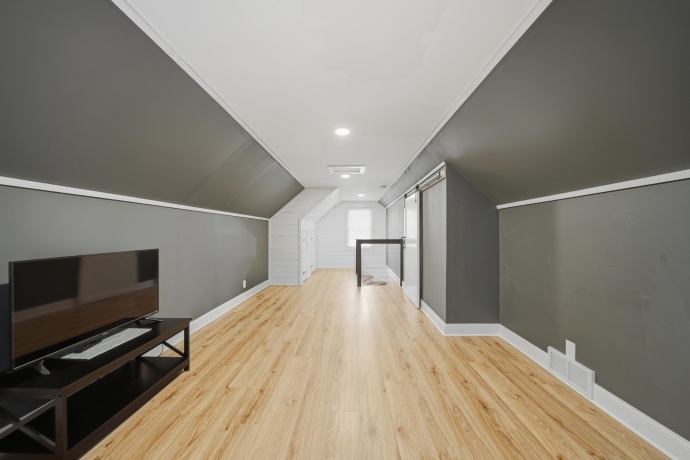 838 Dement, DIXON, Illinois 61021, 3 Bedrooms Bedrooms, ,2 BathroomsBathrooms,House,For Sale,Dement,202601047